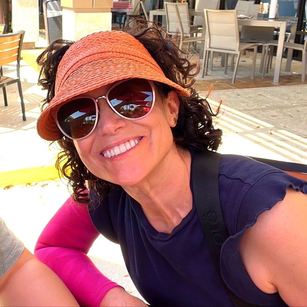 Meet your Posher, Jennifer